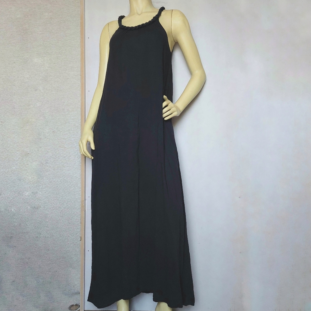 Elegant Black Maxi Dress